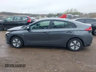 2019 Hyundai Ioniq Blue with VIN KMHC65LC7KU117578, listed as a IAAI auction lot 42173054 with 80,541 mi miles and . Bid and sale history available at DreamBid. Image 14.
