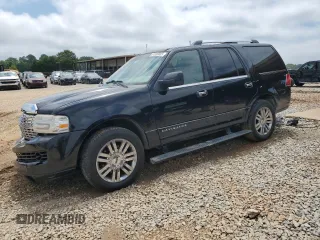 2008 Lincoln Navigator with VIN 5LMFU28508LJ21236, listed as a Copart auction lot 61530835 with 311,701 mi miles and Salvage title. Bid and sale history available at DreamBid. Image 1.