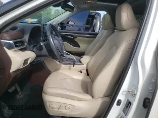 2020 Toyota Highlander Limited z VIN 5TDYZRAH0LS018386, wystawiony jako Copart lot #55663495 z przebiegiem 79 289 mil mil oraz Czysty tytuł • Clean title. Historia ofert i sprzedaży dostępna na DreamBid. Obrazek 7.