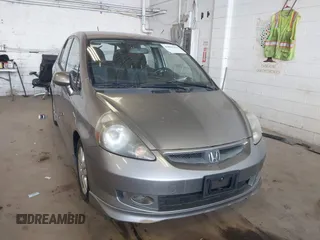 2008 Honda Fit Sport with VIN JHMGD38618S028191, listed as a IAAI auction lot 42064364 with 220,690 mi miles. Bid and sale history available at carsss.com. Image 6.