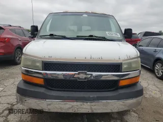 2003 Chevrolet Express Cargo YF7 Upfitter with VIN 1GBFG15T731232886, listed as a Copart auction lot 63531595 with 172,523 mi miles and Salvage title. Bid and sale history available at DreamBid. Image 5.