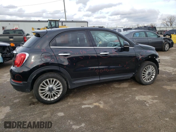 2018 FIAT 500X Lounge with VIN ZFBCFXDB3JP661226, listed as a Copart auction lot 78283264 with 101,698 mi miles and Salvage title. Bid and sale history available at DreamBid. Image 3.