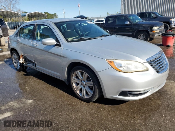 2012 Chrysler 200 Touring with VIN 1C3CCBBB2CN125284, listed as a Copart auction lot 48386185 with 180,911 mi miles and Salvage Title. Bid and sale history available at DreamBid. Image 4.