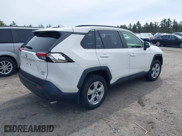2019 Toyota RAV4 XLE with VIN JTMP1RFV7KD521148, listed as a IAAI auction lot 41884793 with 19,590 mi miles. Bid and sale history available at carsss.com. Image 4.