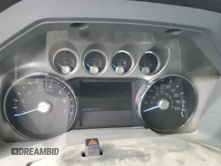 2014 Ford F-250 XL with VIN 1FT7X2B64EEA31379, listed as a Copart auction lot 54993565 with 517,261 mi miles and Clean title. Bid and sale history available at DreamBid. Image 9.