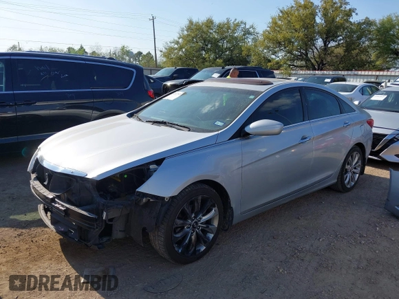 2012 Hyundai Sonata SE with VIN 5NPEC4ABXCH419372, listed as a IAAI auction lot 41877523 with 200,148 mi miles and . Bid and sale history available at carsss.com. Image 2.