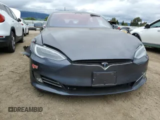 2018 Tesla Model S 75D with VIN 5YJSA1E23JF247215, listed as a Copart auction lot 52550135 with 118,216 mi miles and Salvage Title. Bid and sale history available at DreamBid. Image 5.