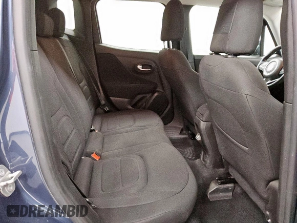 2020 Jeep Renegade Latitude with VIN ZACNJBBB4LPM04590, listed as a Copart auction lot 62933525 with 145,476 mi miles and Clean title. Bid and sale history available at DreamBid. Image 11.