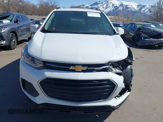2018 Chevrolet Trax LT with VIN 3GNCJPSB7JL237890, listed as a IAAI auction lot 41771743 with 66,812 mi miles. Bid and sale history available at carsss.com. Image 12.