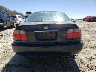1997 Honda Accord EX with VIN 1HGCD5652VA034672, listed as a Copart auction lot 49098795 with 203,283 mi miles and Salvage Title. Bid and sale history available at DreamBid. Image 6.