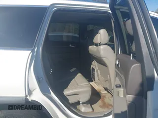 2012 Jeep Grand Cherokee Laredo with VIN 1C4RJEAG5CC106203, listed as a IAAI auction lot 41821138 with 157,474 mi miles. Bid and sale history available at carsss.com. Image 8.