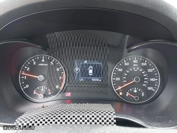 2018 Kia Optima LX with VIN 5XXGT4L39JG239548, listed as a IAAI auction lot 41847827 with 83,292 mi miles. Bid and sale history available at carsss.com. Image 7.