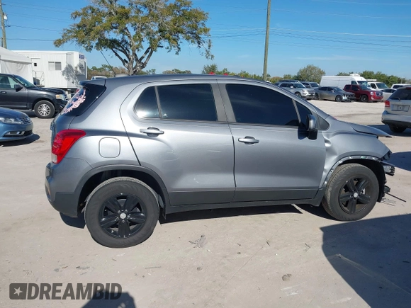 2020 Chevrolet Trax LS z VIN 3GNCJKSB7LL144101, wystawiony jako IAAI lot #38708852 z przebiegiem 44 644 mil mil oraz . Historia ofert i sprzedaży dostępna na DreamBid. Obrazek 14.