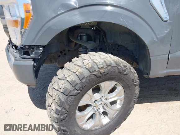 2021 Ford F-150 XL z VIN 1FTFW1E59MFA21578, wystawiony jako IAAI lot #42007968 z przebiegiem 74 025 mil mil oraz . Historia ofert i sprzedaży dostępna na DreamBid. Obrazek 6.