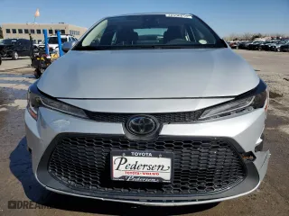 2022 Toyota Corolla LE with VIN JTDEPMAE6N3000528, listed as a Copart auction lot 48590815 with 9,702 mi miles and Salvage Title. Bid and sale history available at carsss.com. Image 5.