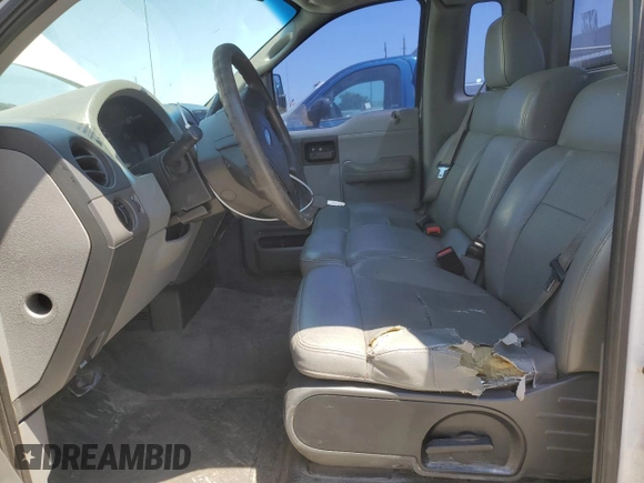2006 Ford F-150 XL z VIN 1FTRF12226NA29215, wystawiony jako Copart lot #52952695 z przebiegiem 2 939 859 mil mil oraz Szkoda całkowita • Salvage title. Historia ofert i sprzedaży dostępna na DreamBid. Obrazek 7.