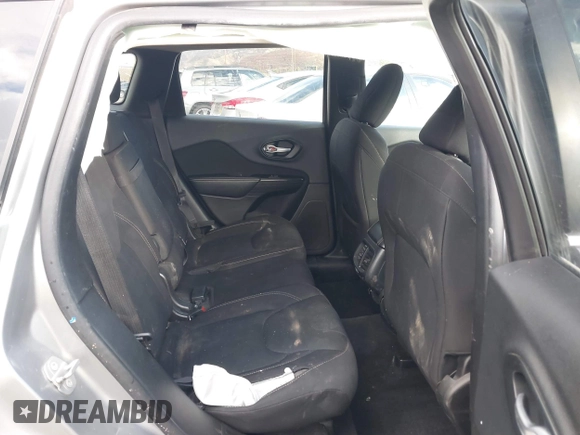 2016 Jeep Cherokee Latitude with VIN 1C4PJLCB8GW200545, listed as a IAAI auction lot 41593688 with 1 mi miles. Bid and sale history available at carsss.com. Image 8.