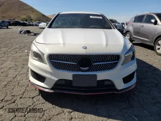 2019 Mercedes-Benz CLA 250 with VIN WDDSJ4EB7KN720298, listed as a Copart auction lot 74640463 with 32,792 mi miles and . Bid and sale history available at DreamBid. Image 5.