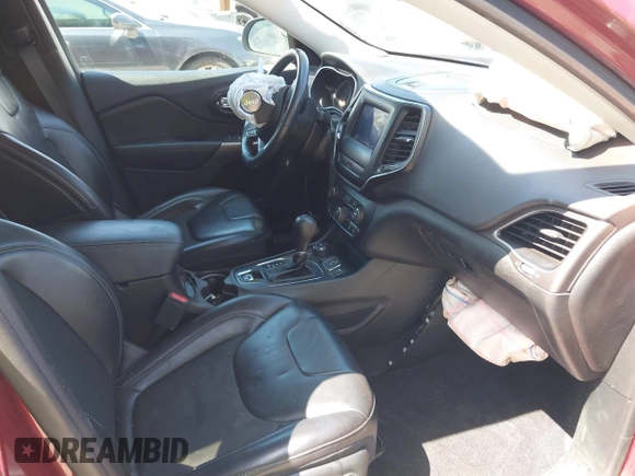 2019 Jeep Cherokee Latitude Plus with VIN 1C4PJMLB0KD231587, listed as a IAAI auction lot 42015017 with 116,463 mi miles and . Bid and sale history available at DreamBid. Image 5.