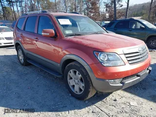 2009 Kia Borrego LX with VIN KNDJJ741295024393, listed as a IAAI auction lot 41368035 with 226,220 mi miles. Bid and sale history available at carsss.com. Image 1.
