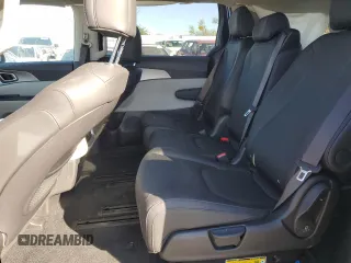 2024 Kia Carnival LX with VIN KNDNB4H30R6330432, listed as a Copart auction lot 47146295 with 18,496 mi miles and Salvage Title. Bid and sale history available at carsss.com. Image 11.