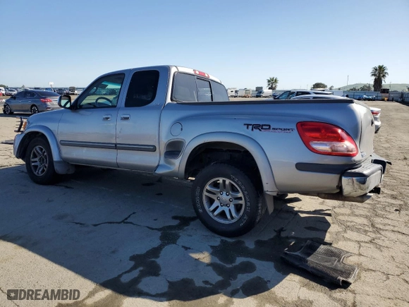 2004 Toyota Tundra SR5 with VIN 5TBRT34114S449962, listed as a Copart auction lot 49270575 with 117,286 mi miles and Salvage Title. Bid and sale history available at carsss.com. Image 2.