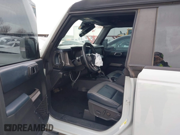 2021 Ford Bronco with VIN 1FMDE5BHXMLB06040, listed as a IAAI auction lot 41490539 with 57,915 mi miles. Bid and sale history available at carsss.com. Image 18.