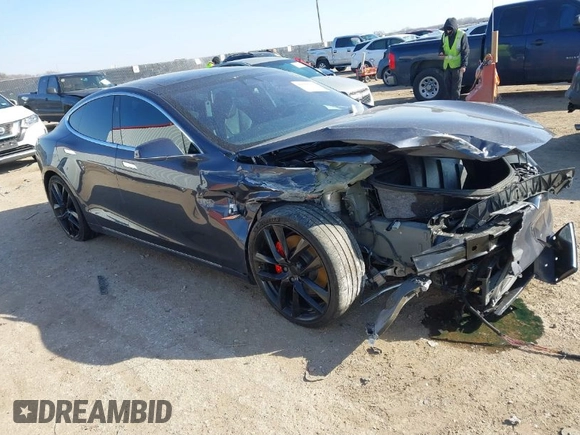 2018 Tesla Model S 75D with VIN 5YJSA1E49JF294699, listed as a IAAI auction lot 41567770 with 34,644 mi miles and . Bid and sale history available at DreamBid. Image 1.