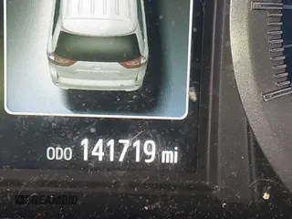 2017 Toyota Sienna XLE with VIN 5TDDZ3DC6HS147557, listed as a IAAI auction lot 39851503 with 141,719 mi miles and . Bid and sale history available at DreamBid. Image 15.