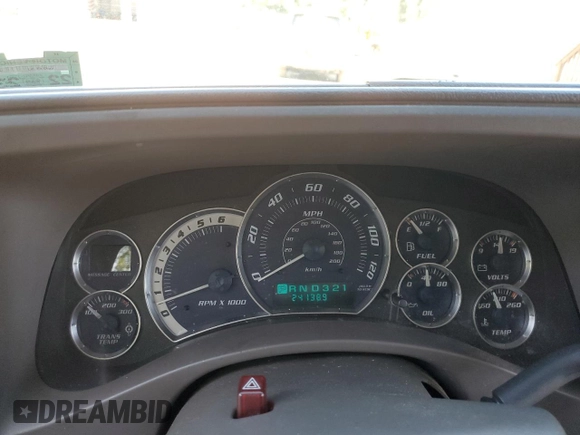 2002 Cadillac Escalade with VIN 1GYEK63N12R102443, listed as a Copart auction lot 53134135 with 241,389 mi miles and Non repairable. Bid and sale history available at DreamBid. Image 9.