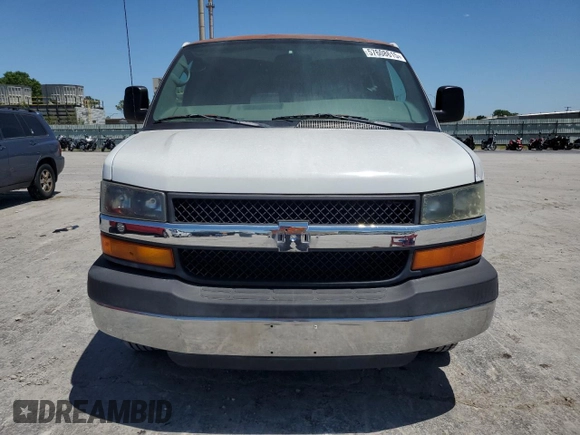 2007 Chevrolet Express Passenger z VIN 1GAHG39U971146710, wystawiony jako Copart lot #57608615 z przebiegiem 30 565 mil mil oraz Szkoda całkowita • Salvage title. Historia ofert i sprzedaży dostępna na DreamBid. Obrazek 5.