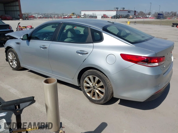 2016 Kia Optima LX with VIN 5XXGT4L32GG009150, listed as a IAAI auction lot 41761139 with 114,081 mi miles. Bid and sale history available at carsss.com. Image 3.