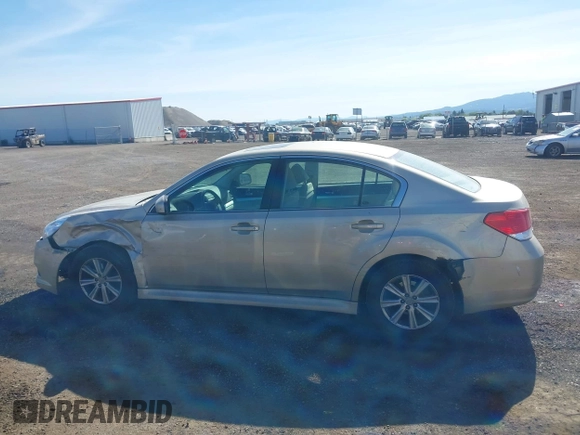 2010 Subaru Legacy Premium z VIN 4S3BMAG67A1244592, wystawiony jako IAAI lot #42349516 z przebiegiem 205 094 mil mil oraz . Historia ofert i sprzedaży dostępna na DreamBid. Obrazek 14.