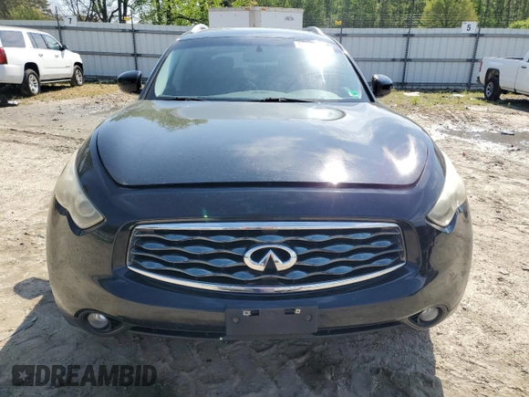 2009 Infiniti FX z VIN JNRAS18W79M153932, wystawiony jako Copart lot #52904095 z przebiegiem 170 407 mil mil oraz Szkoda całkowita • Salvage title. Historia ofert i sprzedaży dostępna na DreamBid. Obrazek 5.