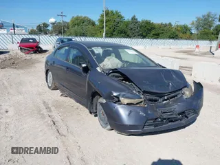 2006 Honda Civic z VIN JHMFA36246S800569, wystawiony jako IAAI lot #37536501 z przebiegiem 211 477 mil mil oraz . Historia ofert i sprzedaży dostępna na DreamBid. Obrazek 1.