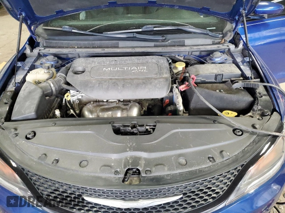 2015 Chrysler 200 S with VIN 1C3CCCBB6FN643439, listed as a Copart auction lot 50949045 with 102,877 mi miles and Non Repairable. Bid and sale history available at carsss.com. Image 13.