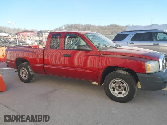 2006 Dodge Dakota ST with VIN 1D7HE22K36S697830, listed as a IAAI auction lot 41611944 with 95,811 mi miles and . Bid and sale history available at DreamBid. Image 14.