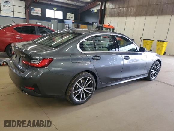 2021 BMW 3 Series 330i xDrive with VIN 3MW5R7J08M8B49316, listed as a Copart auction lot 52520195 with 31,709 mi miles and Salvage Title. Bid and sale history available at carsss.com. Image 3.
