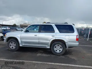 2000 Toyota 4Runner Limited with VIN JT3GN87R8Y0153390, listed as a IAAI auction lot 41795300 with 358,760 mi miles and . Bid and sale history available at DreamBid. Image 14.