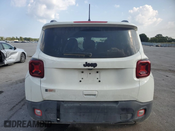 2020 Jeep Renegade Altitude with VIN ZACNJABB2LPL31651, listed as a Copart auction lot 68402614 with 135,031 mi miles and Salvage Title. Bid and sale history available at DreamBid. Image 6.