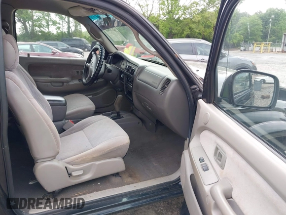 2002 Toyota Tacoma PreRunner with VIN 5TESM92N62Z097492, listed as a IAAI auction lot 42132865 with 138,624 mi miles and . Bid and sale history available at DreamBid. Image 5.