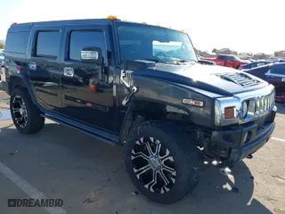 2006 Hummer H2 with VIN 5GRGN23U56H108049, listed as a IAAI auction lot 41854947 with 1 mi miles. Bid and sale history available at carsss.com. Image 1.