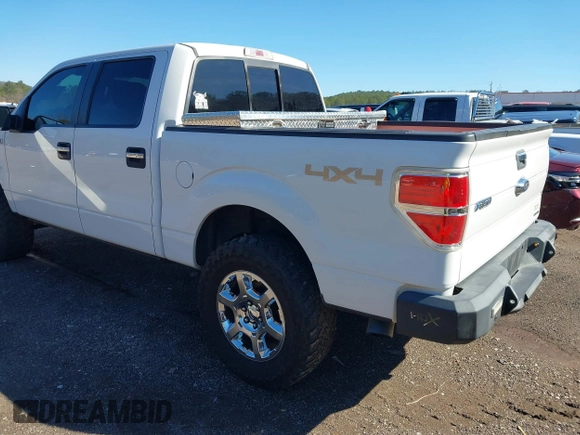 2014 Ford F-150 XL with VIN 1FTFW1EF9EFB42928, listed as a IAAI auction lot 41588979 with 154,192 mi miles. Bid and sale history available at carsss.com. Image 3.