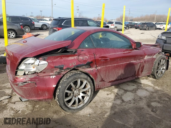 2007 Mercedes-Benz SLK 350 with VIN WDBWK56F57F134005, listed as a Copart auction lot 42755005 with 132,725 mi miles and Salvage title. Bid and sale history available at DreamBid. Image 3.