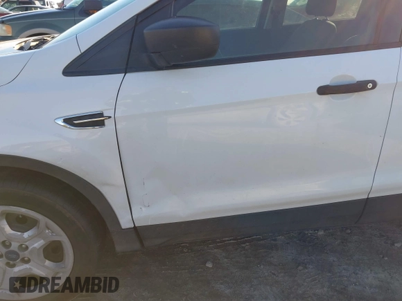 2017 Ford Escape S with VIN 1FMCU0F70HUE29337, listed as a IAAI auction lot 41338692 with 178,303 mi miles. Bid and sale history available at carsss.com. Image 5.