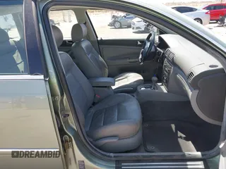 2003 Volkswagen Passat GLS z VIN WVWVD63B93E166356, wystawiony jako IAAI lot #41963408 z przebiegiem 201 788 mil mil oraz . Historia ofert i sprzedaży dostępna na DreamBid. Obrazek 5.