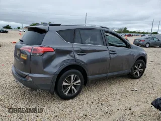 2017 Toyota RAV4 XLE with VIN JTMWFREV9HJ103246, listed as a Copart auction lot 52048655 with 0 mi miles and Salvage Title. Bid and sale history available at carsss.com. Image 3.