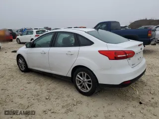 2018 Ford Focus SE with VIN 1FADP3F22JL207518, listed as a Copart auction lot 43001325 with 51,919 mi miles and Clean Title. Bid and sale history available at carsss.com. Image 2.