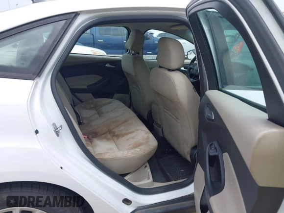 2017 Ford Focus SE with VIN 1FADP3F26HL223697, listed as a IAAI auction lot 42773677 with 176,629 mi miles and . Bid and sale history available at DreamBid. Image 8.