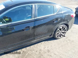 2018 Acura ILX Special Edition with VIN 19UDE2F46JA001322, listed as a IAAI auction lot 41750319 with 70,110 mi miles. Bid and sale history available at carsss.com. Image 6.